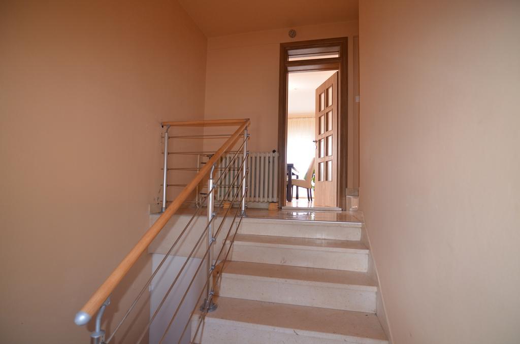 Apartment Emi Sukošan Exteriör bild